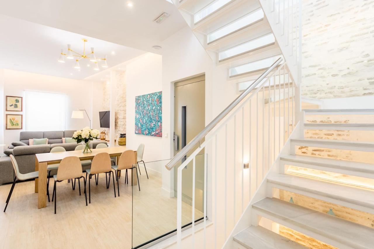 Espectacular Casa De 6 Dormitorios, 7 Banos Y 2 Terrazas Σεβίλλη Εξωτερικό φωτογραφία
